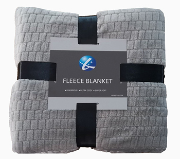 Jacquard flannel fleece cozy blanket