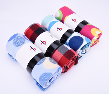 lovely and cheap price printed polar fleece blanket