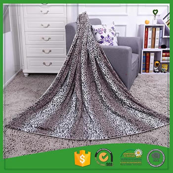 leopard printed design softtextile100 polyester fleece blanket