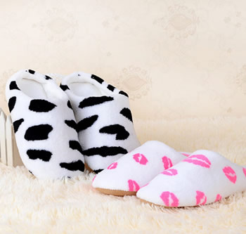 printed coral fleece slipper